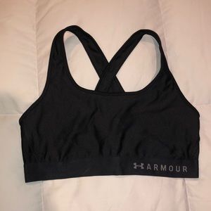 Under Armour Cross-back Sports Bra